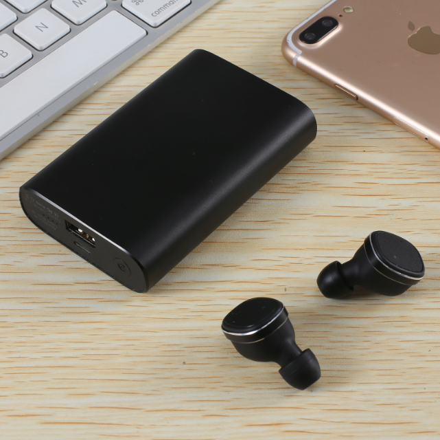 TWS Wireless Bluetooth Dual Ears With Charging Cases 2100mAh